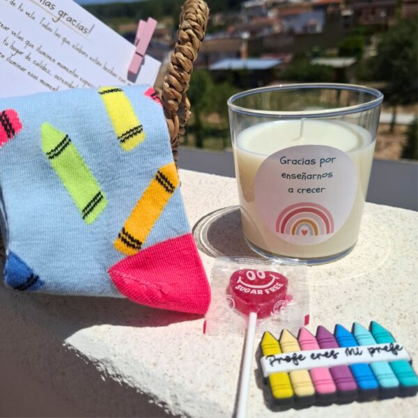Pack regalo para profes. "fresas y lápices" - Imagen 2